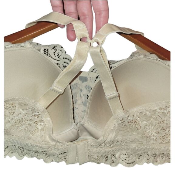 NWOT Bali Nude Lace Desire Wirefree Bra Latte Lift M - Picture 9 of 12